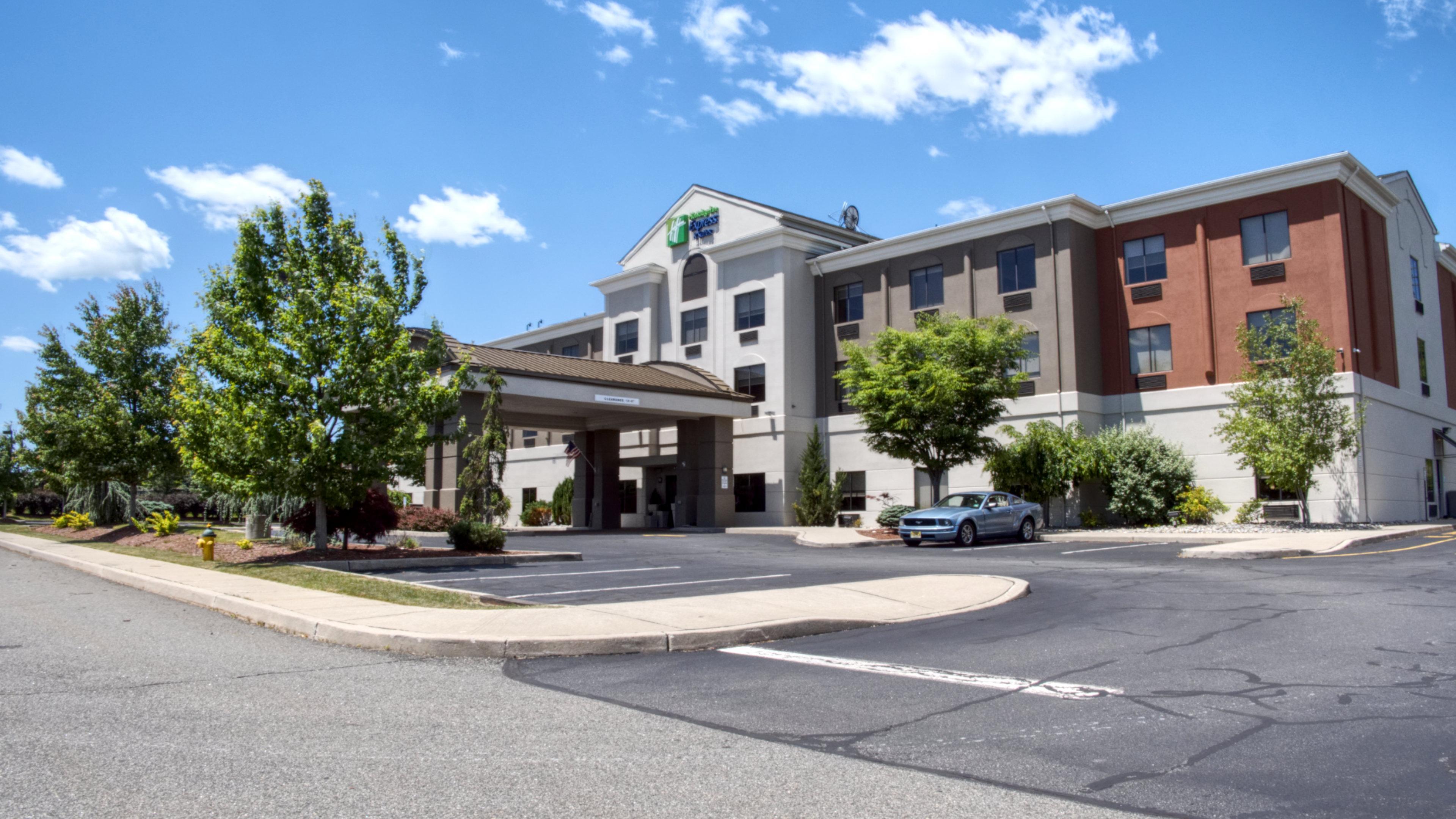 Holiday Inn Express Hotel & Suites Newton Sparta By Ihg Exterior foto